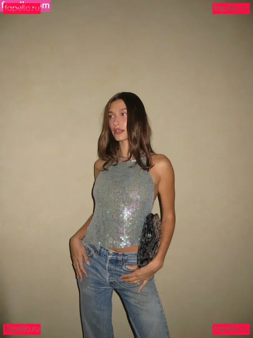 Hailey Baldwin Bieber Onlyfans Photo Gallery 