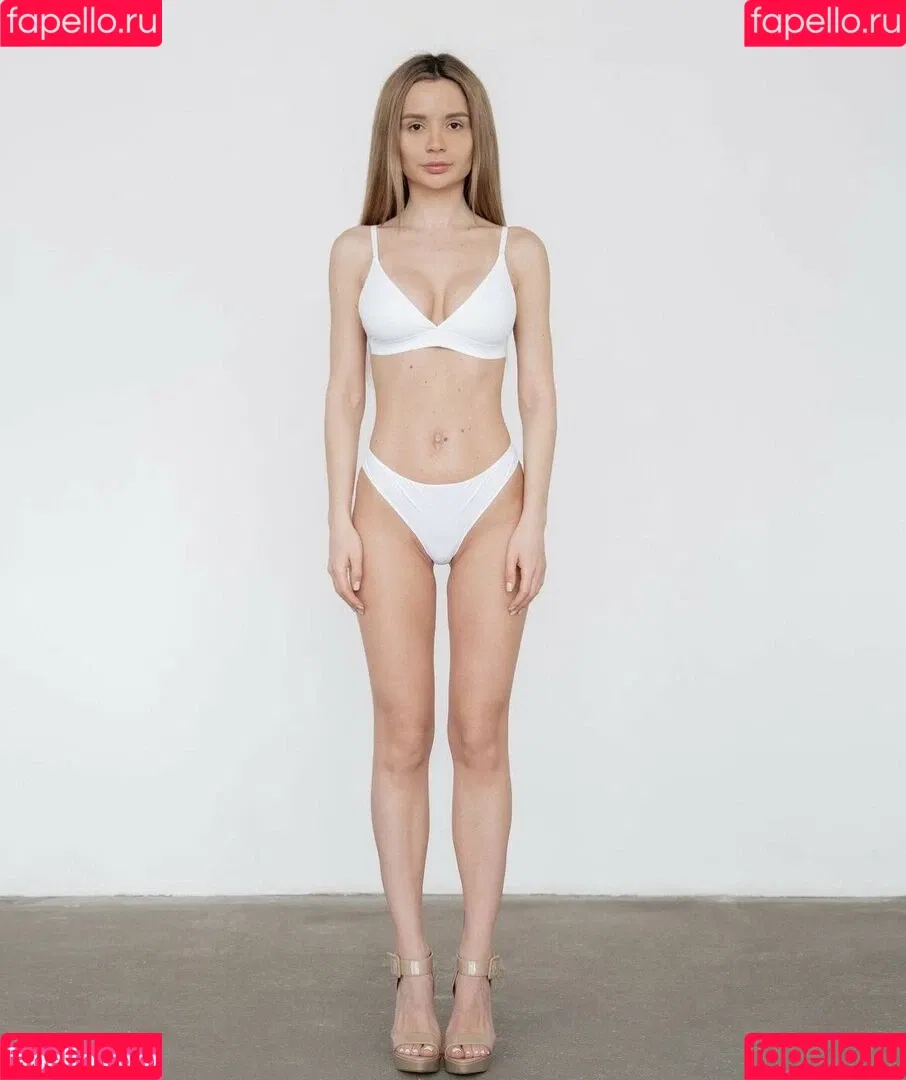 Ekaterina Zueva Onlyfans Photo Gallery 