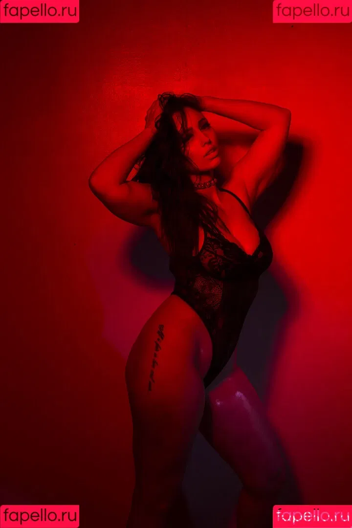 insanelyvain Onlyfans Photo Gallery 