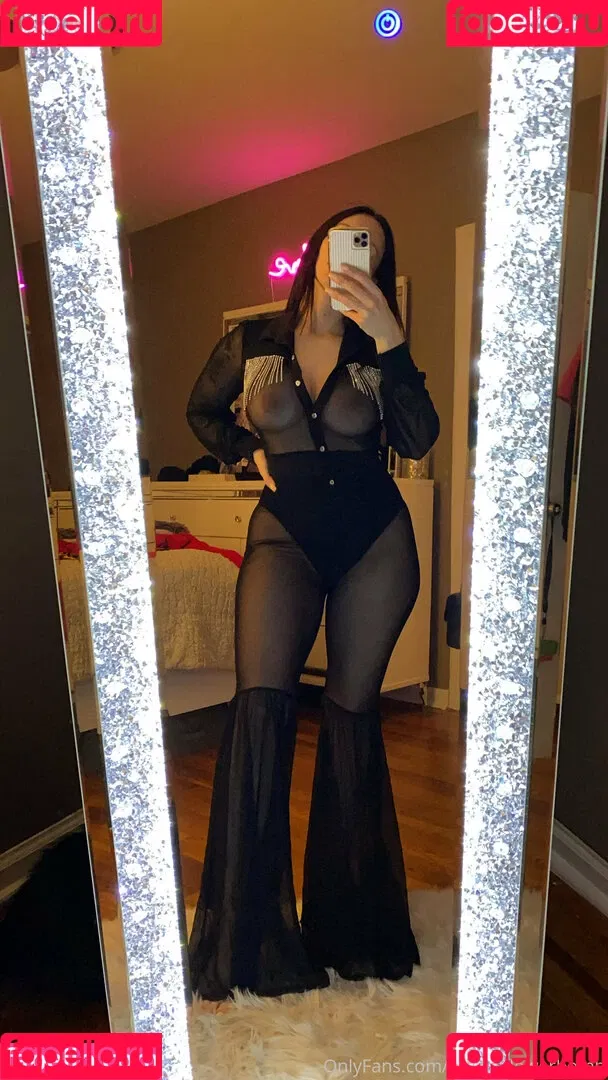insanelyvain Onlyfans Photo Gallery 