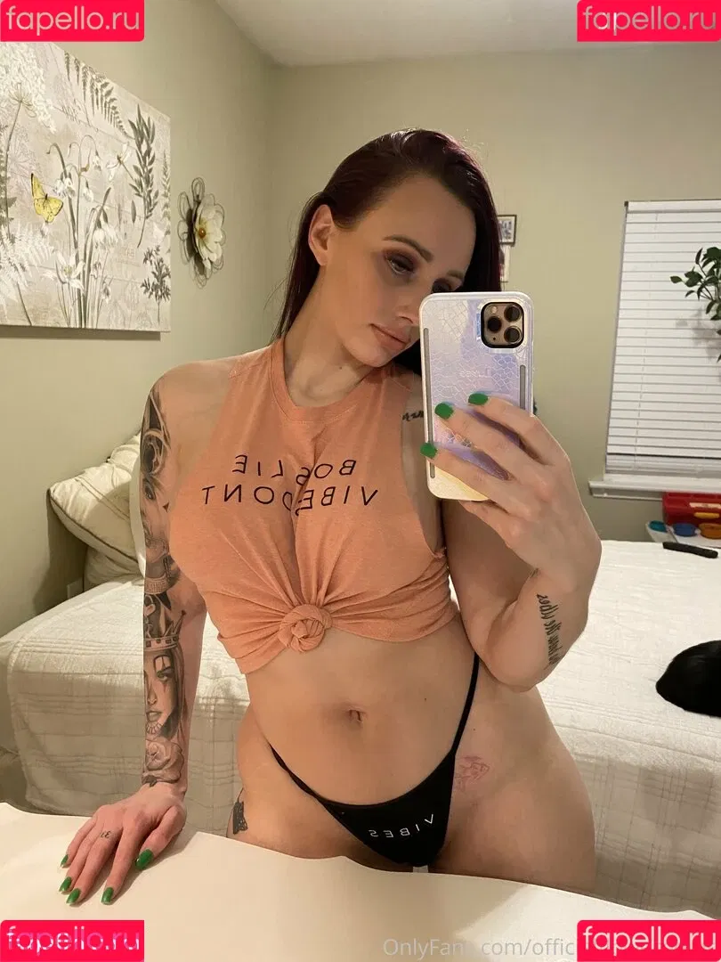 insanelyvain Onlyfans Photo Gallery 