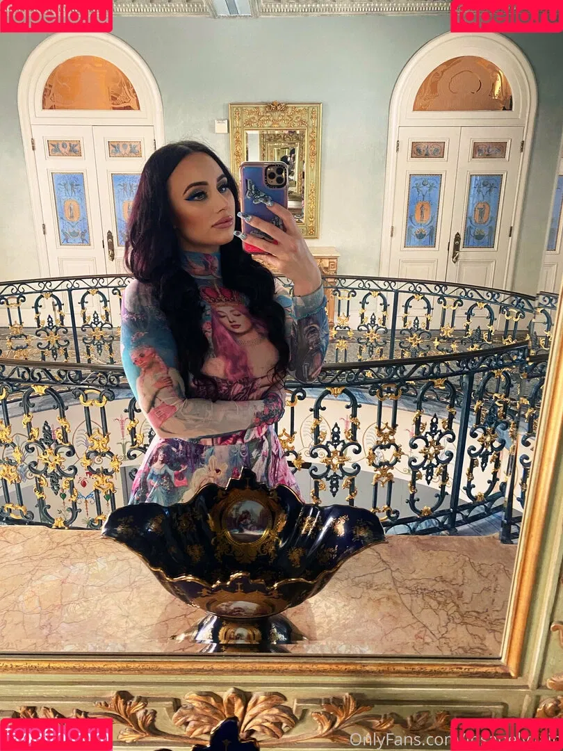 insanelyvain Onlyfans Photo Gallery 