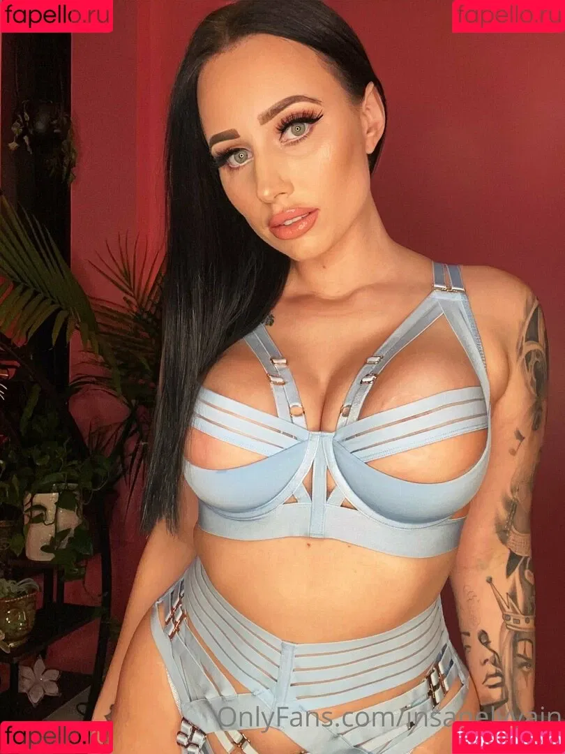 insanelyvain Onlyfans Photo Gallery 