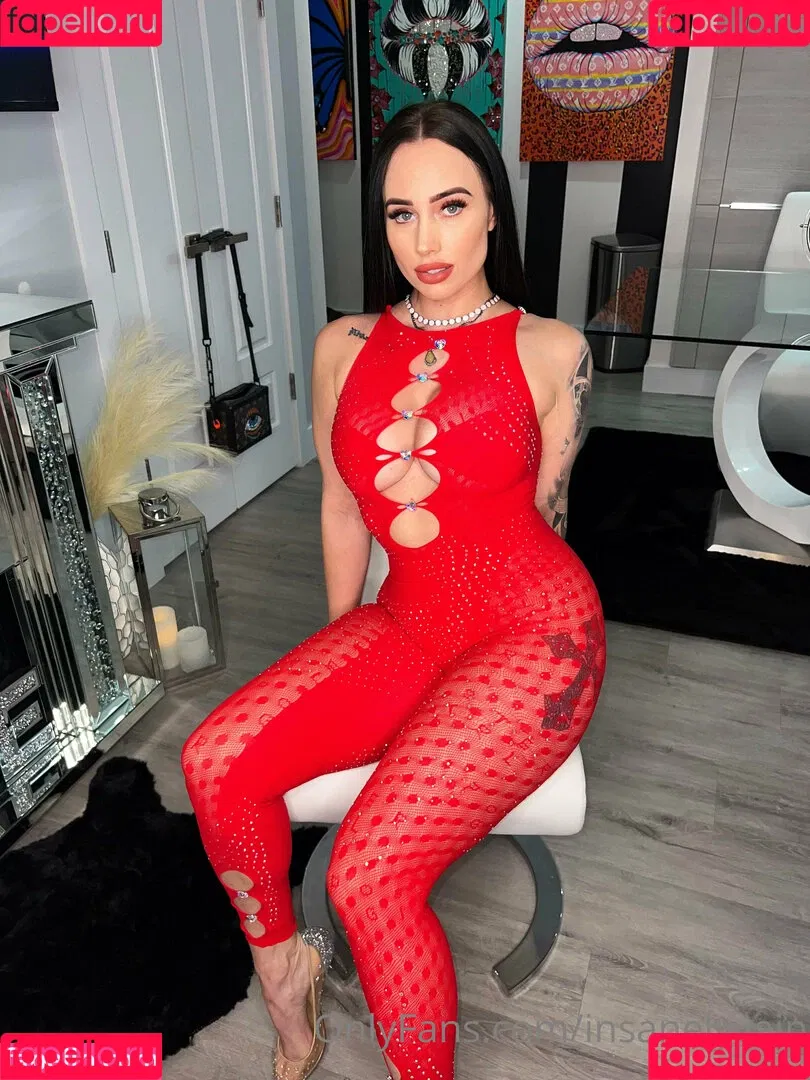 insanelyvain Onlyfans Photo Gallery 