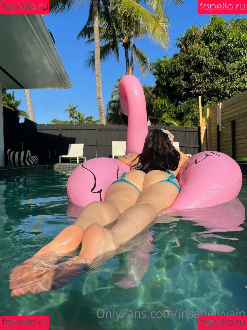 insanelyvain Onlyfans Photo Gallery 