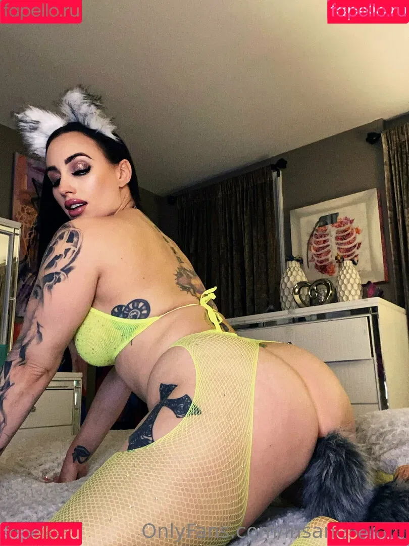 insanelyvain Onlyfans Photo Gallery 
