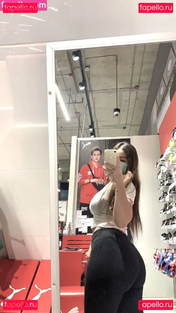 insanelyvain Onlyfans Photo Gallery 