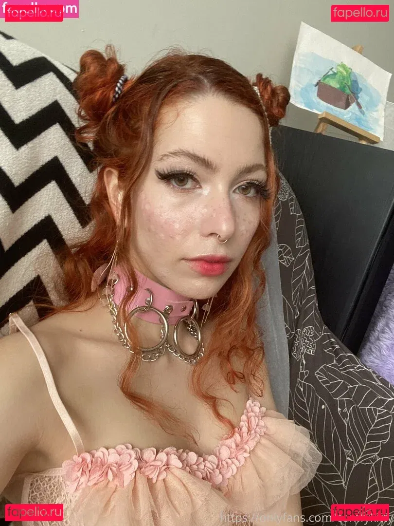 comfykitty Onlyfans Photo Gallery 