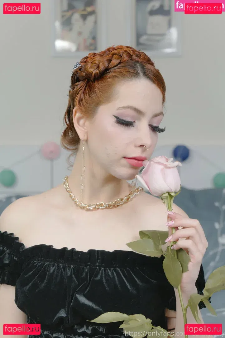 comfykitty Onlyfans Photo Gallery 