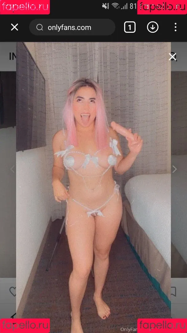Holyyoly Onlyfans Photo Gallery 