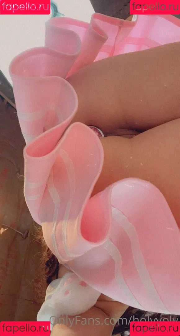 Holyyoly Onlyfans Photo Gallery 