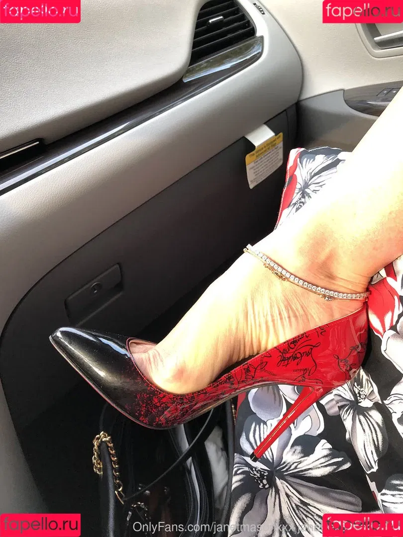 Janet Mason Onlyfans Photo Gallery 
