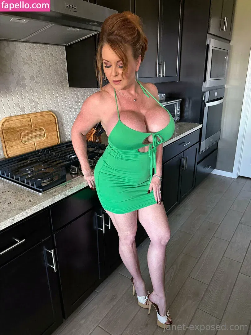Janet Mason Onlyfans Photo Gallery 