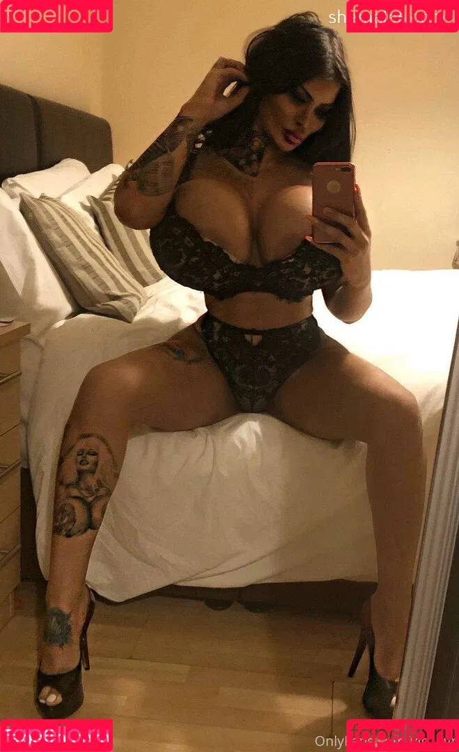 Lady Pleasure Onlyfans Photo Gallery 
