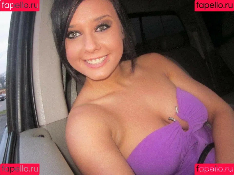 Daria Thibault Onlyfans Photo Gallery 