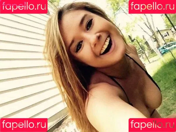 Daria Thibault Onlyfans Photo Gallery 
