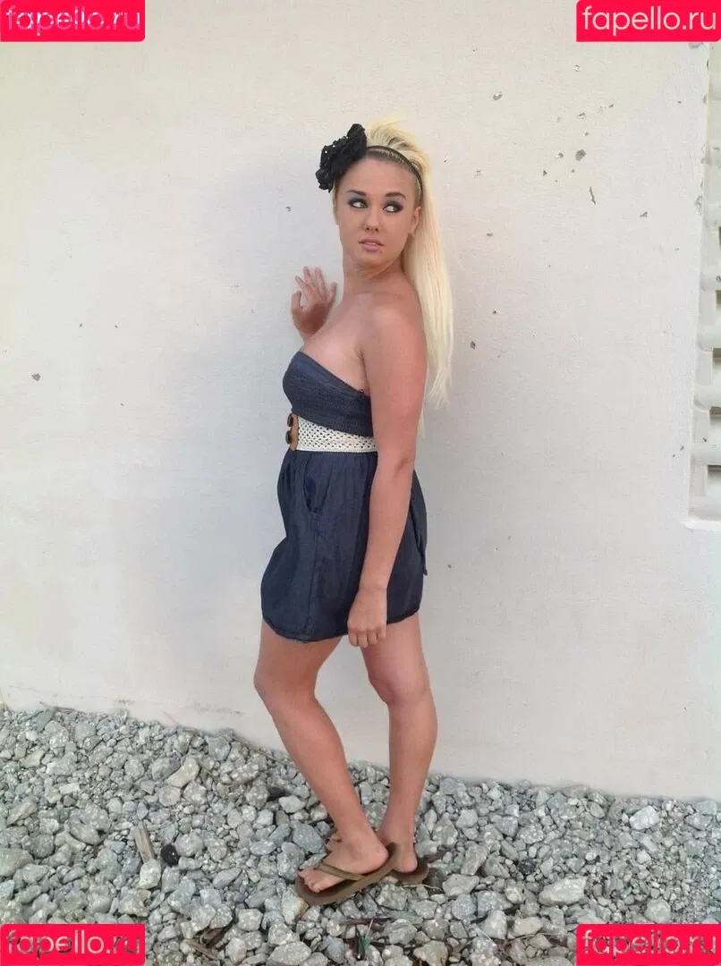 Daria Thibault Onlyfans Photo Gallery 