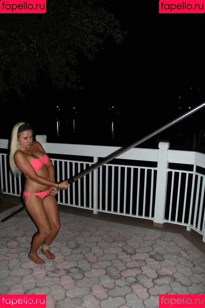 Daria Thibault Onlyfans Photo Gallery 