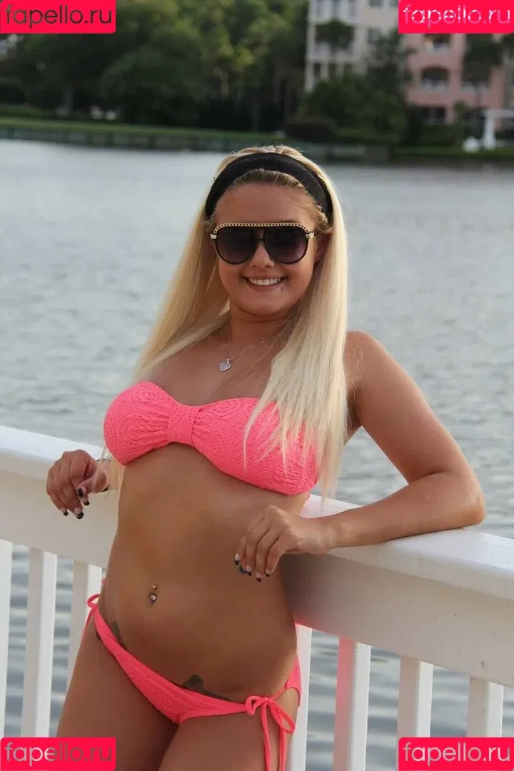 Daria Thibault Onlyfans Photo Gallery 