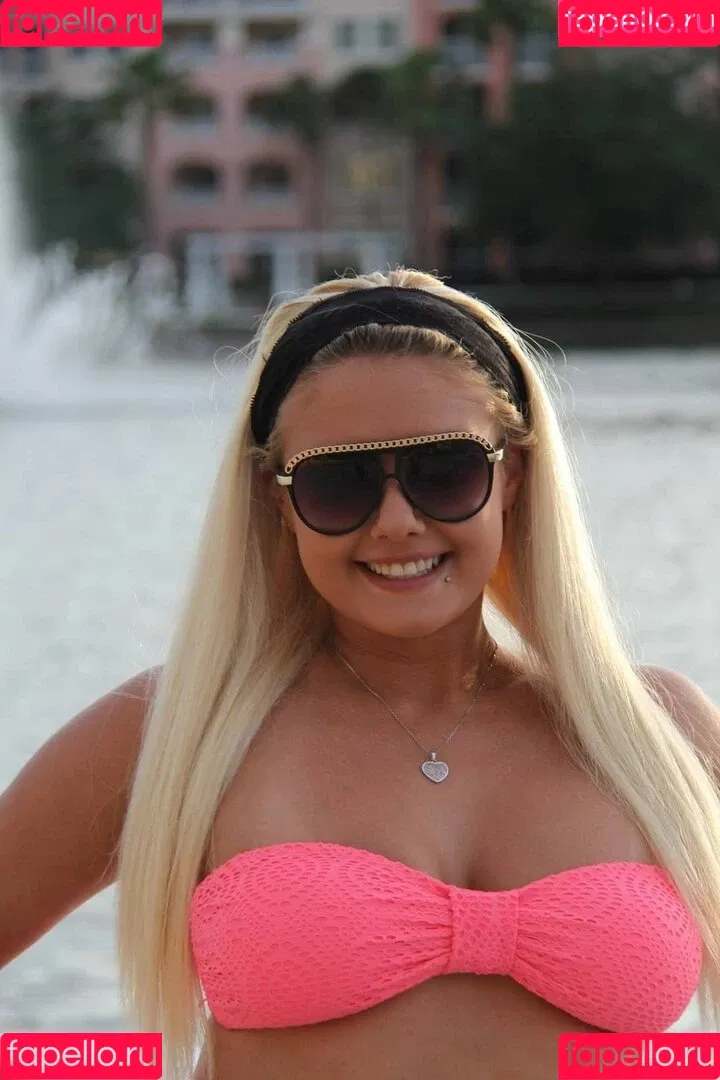 Daria Thibault Onlyfans Photo Gallery 