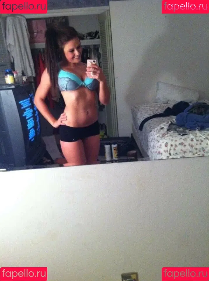 Daria Thibault Onlyfans Photo Gallery 