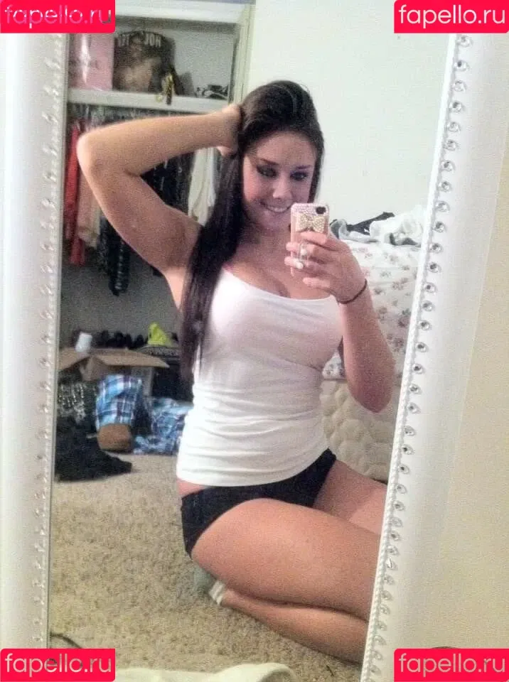 Daria Thibault Onlyfans Photo Gallery 