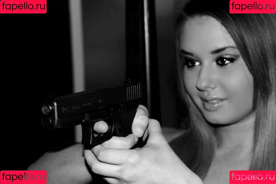 Daria Thibault Onlyfans Photo Gallery 