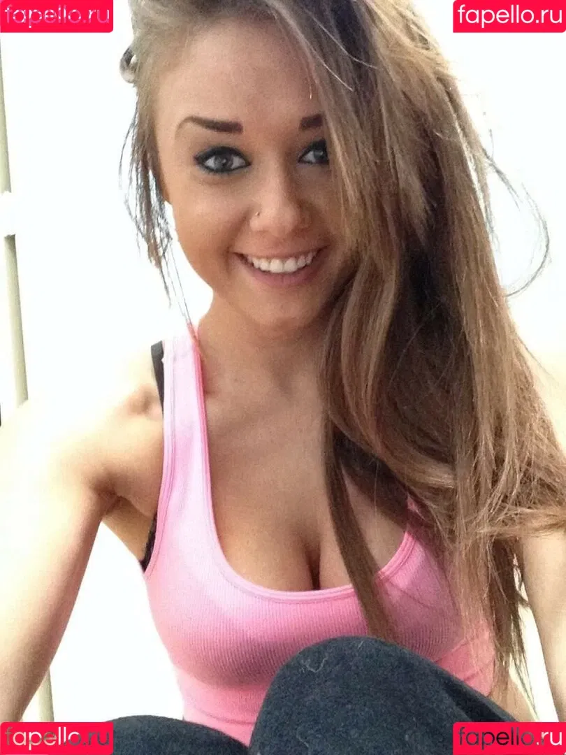 Daria Thibault Onlyfans Photo Gallery 