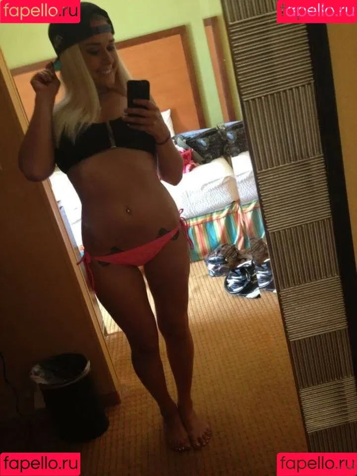 Daria Thibault Onlyfans Photo Gallery 