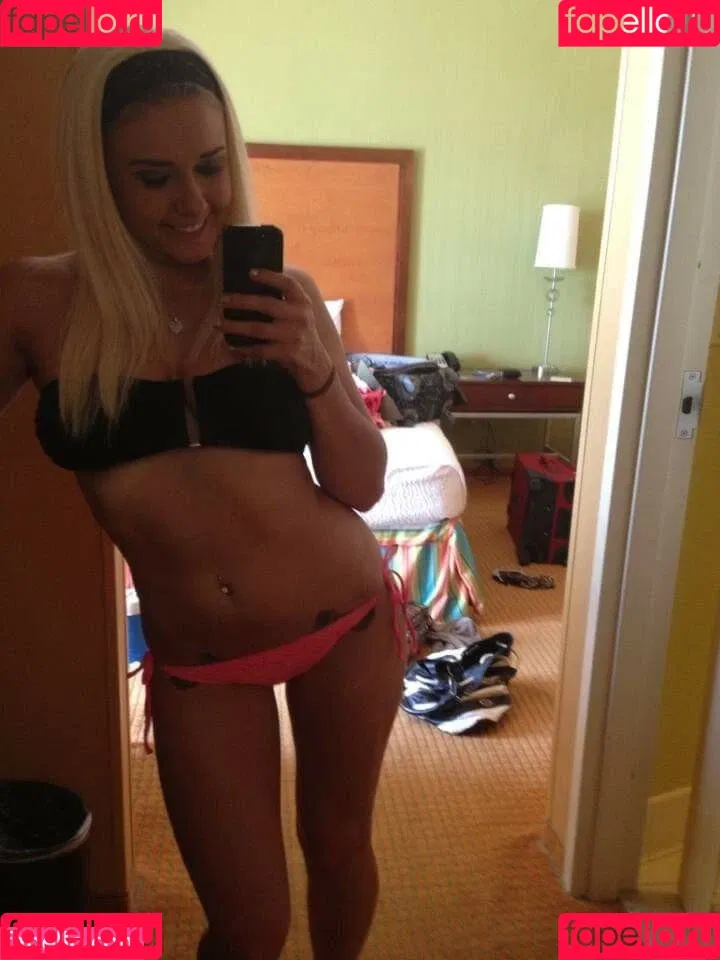 Daria Thibault Onlyfans Photo Gallery 
