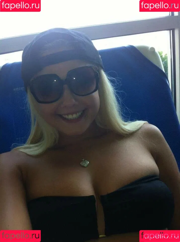 Daria Thibault Onlyfans Photo Gallery 