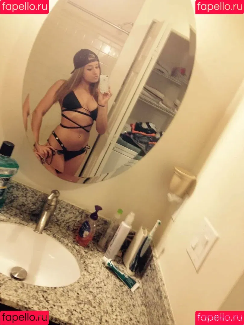 Daria Thibault Onlyfans Photo Gallery 