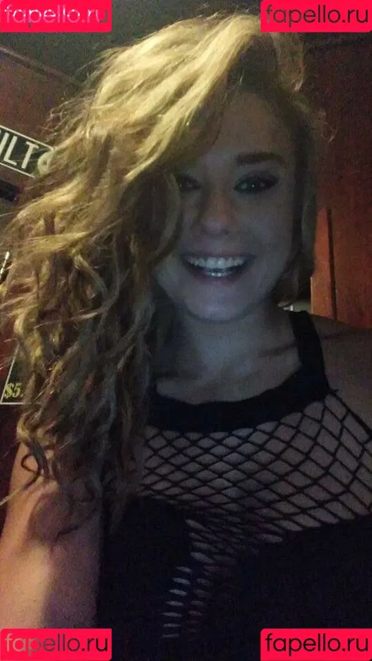 Daria Thibault Onlyfans Photo Gallery 