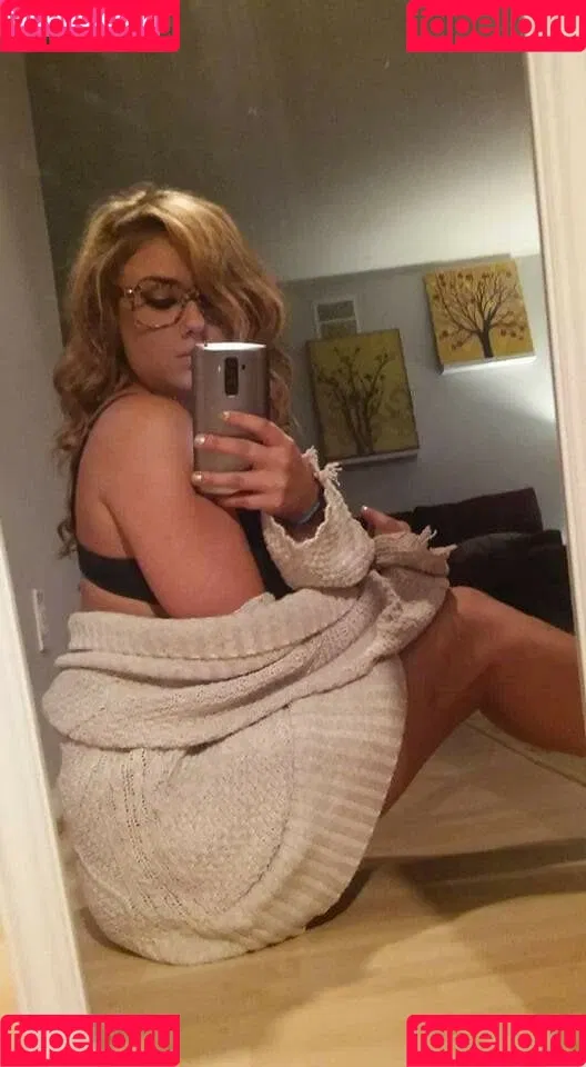 Daria Thibault Onlyfans Photo Gallery 