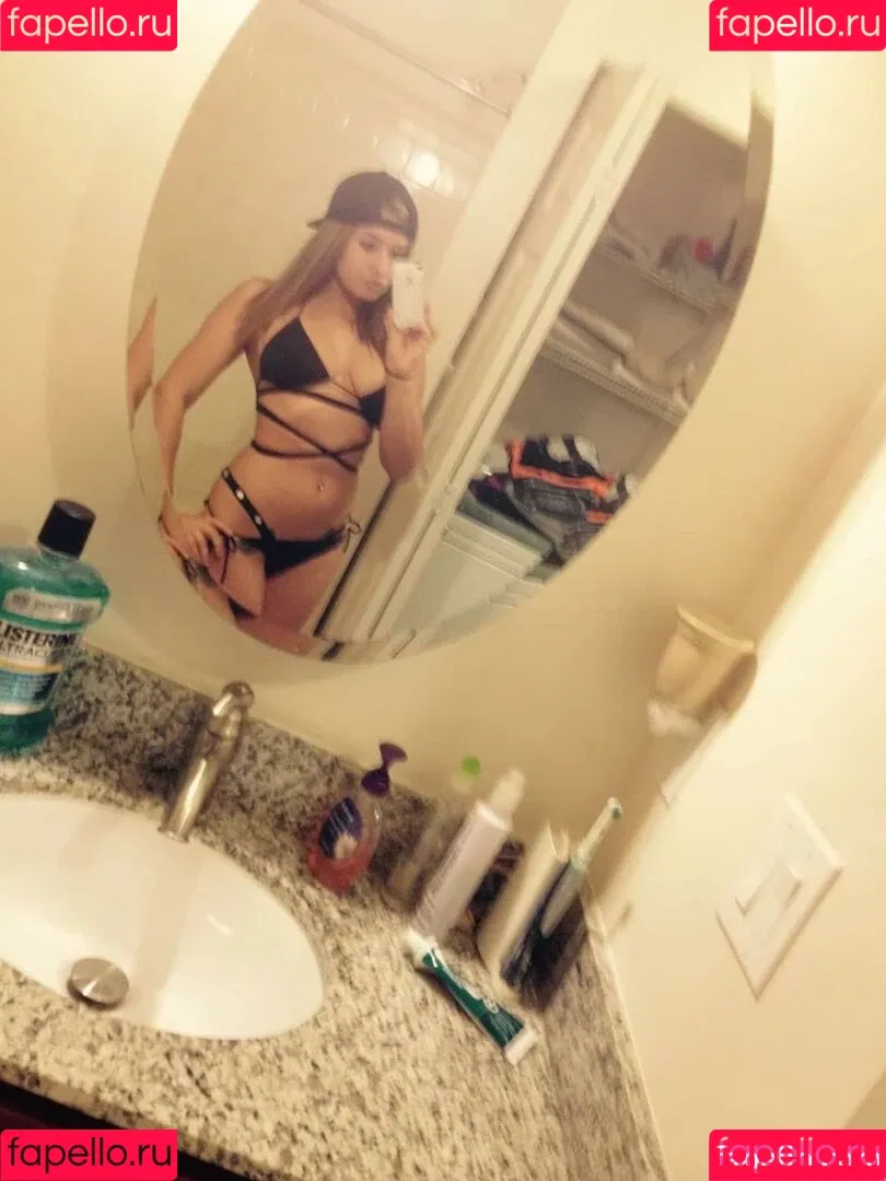 Daria Thibault Onlyfans Photo Gallery 