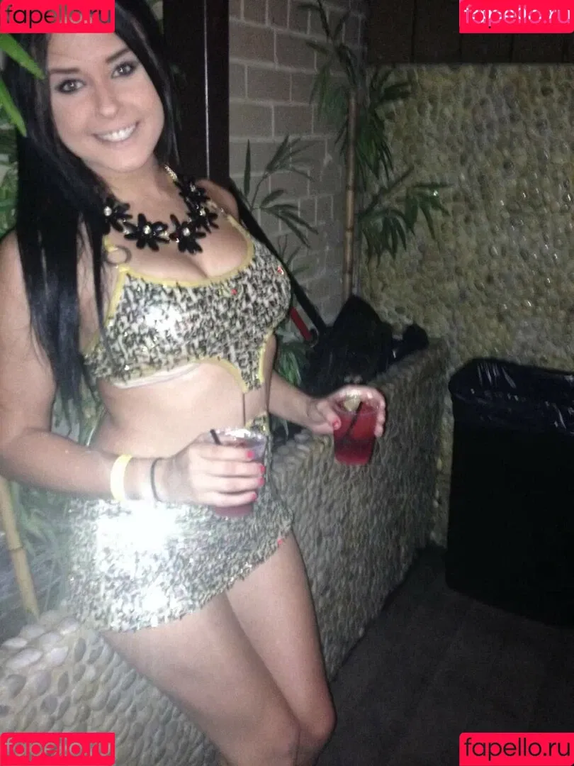 Daria Thibault Onlyfans Photo Gallery 