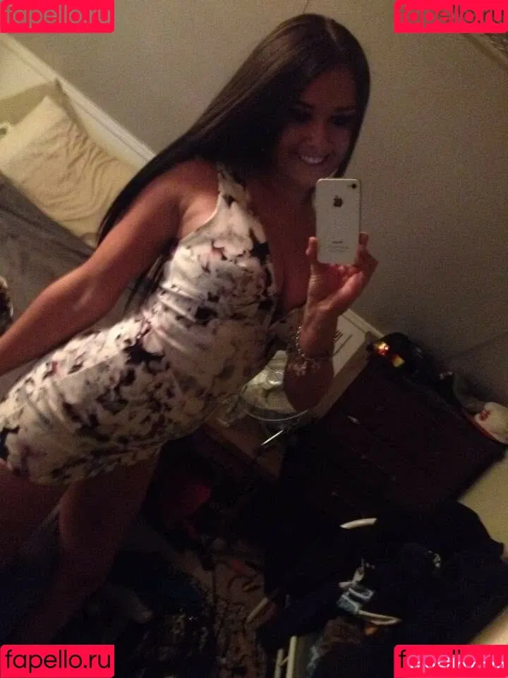 Daria Thibault Onlyfans Photo Gallery 