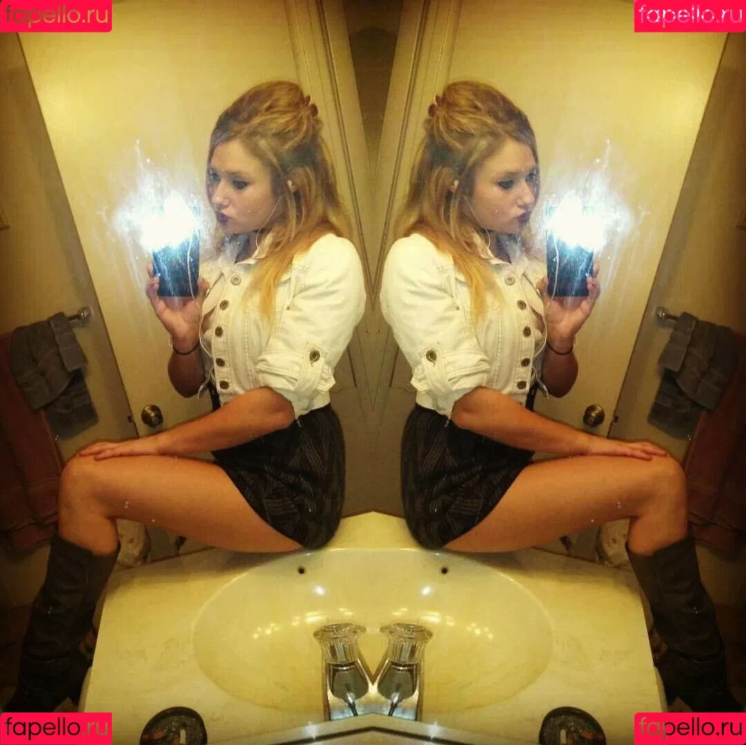 Daria Thibault Onlyfans Photo Gallery 
