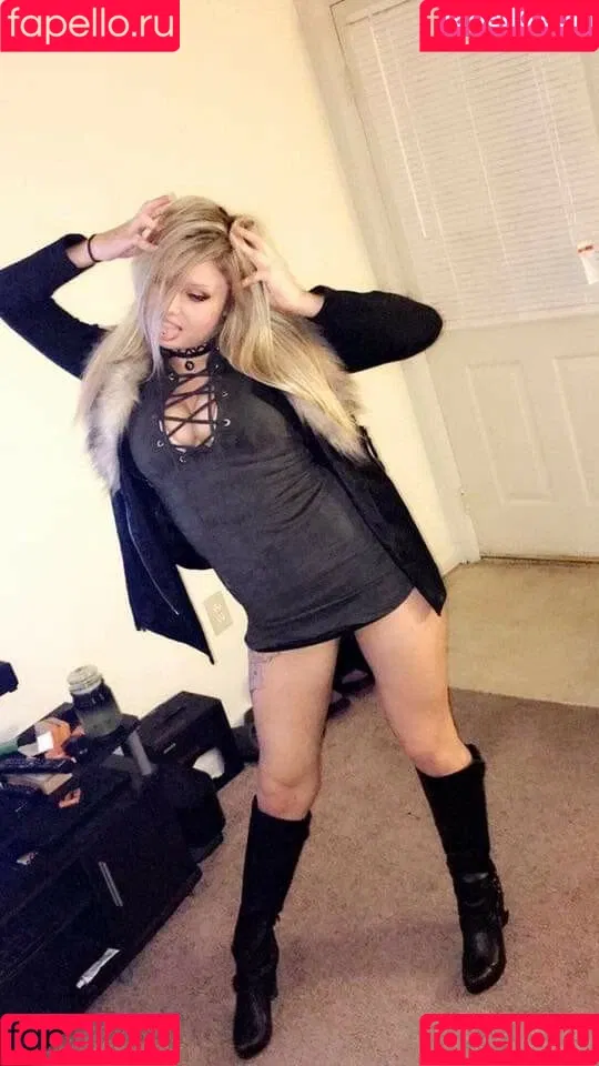 Daria Thibault Onlyfans Photo Gallery 