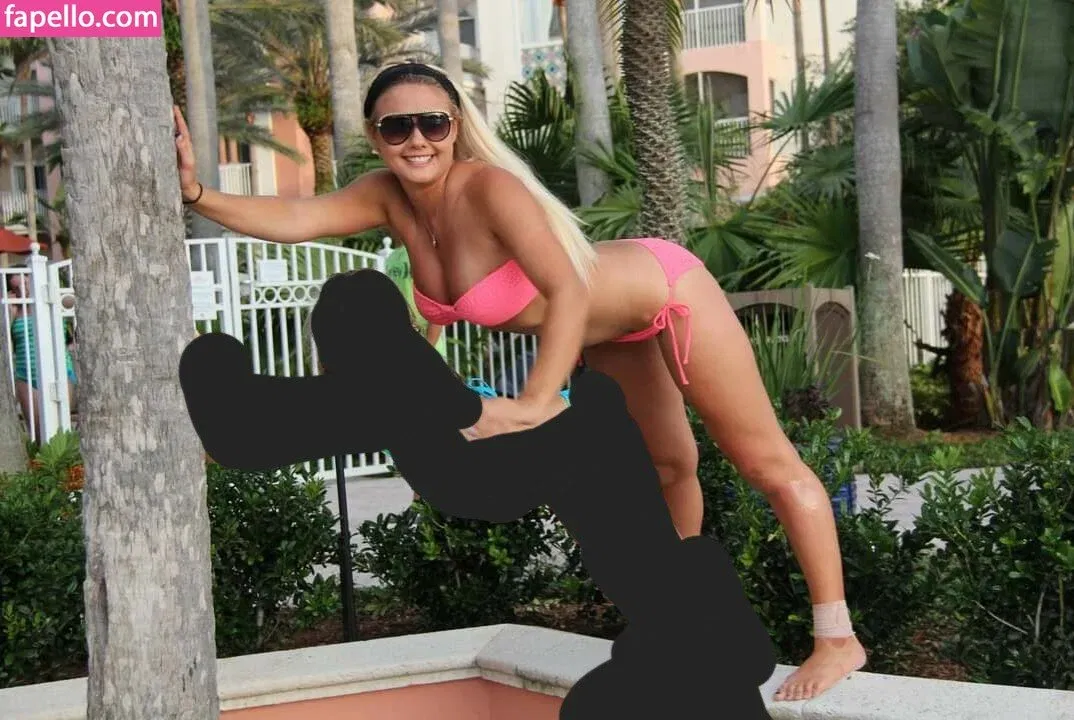 Daria Thibault Onlyfans Photo Gallery 