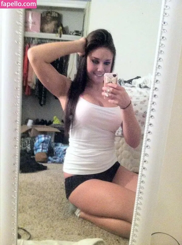 Daria Thibault Onlyfans Photo Gallery 