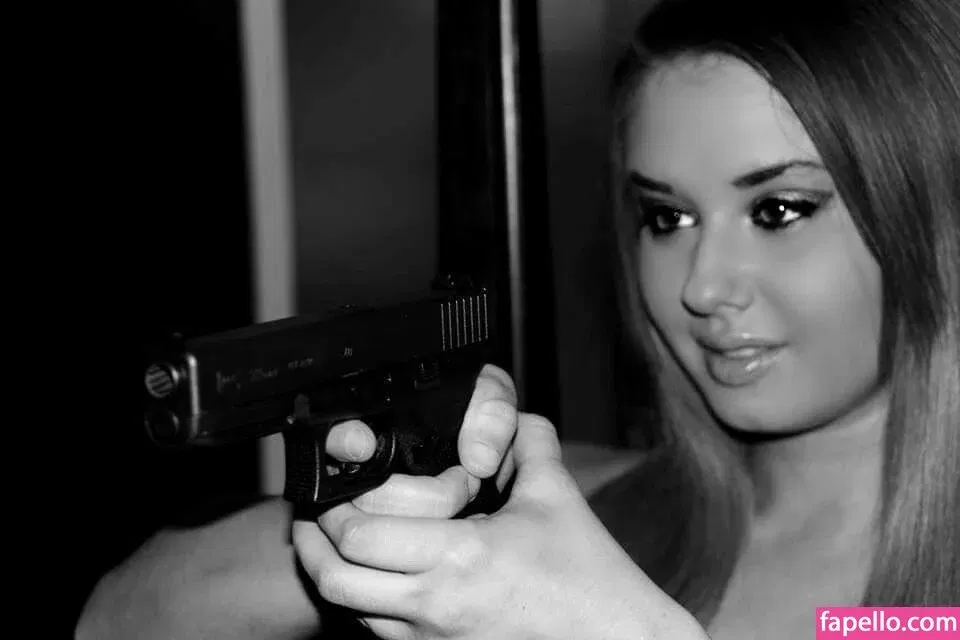 Daria Thibault Onlyfans Photo Gallery 