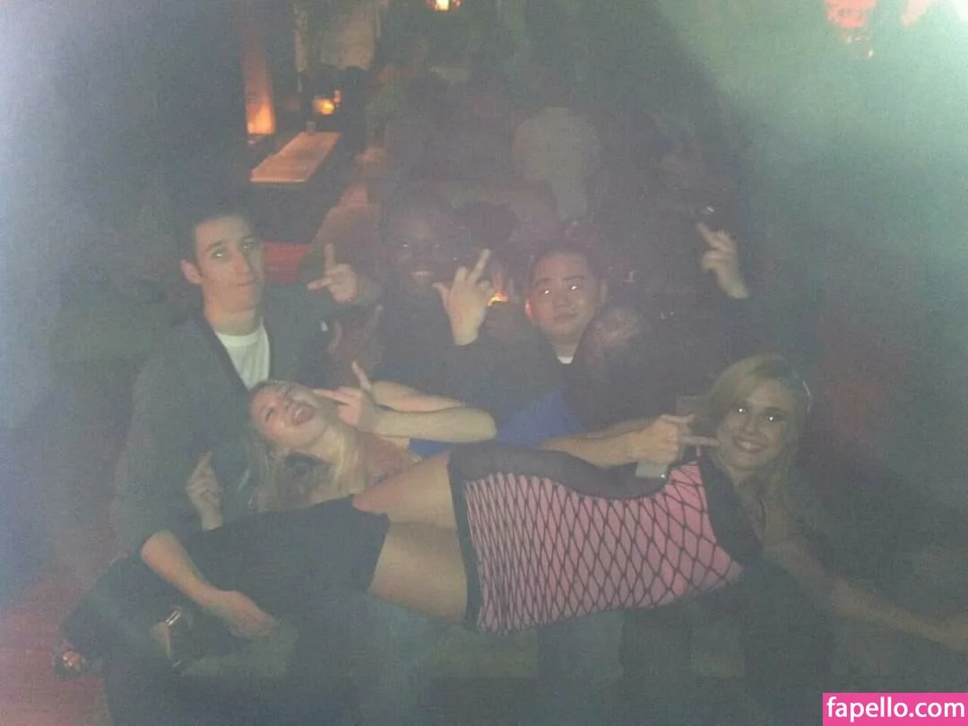 Daria Thibault Onlyfans Photo Gallery 