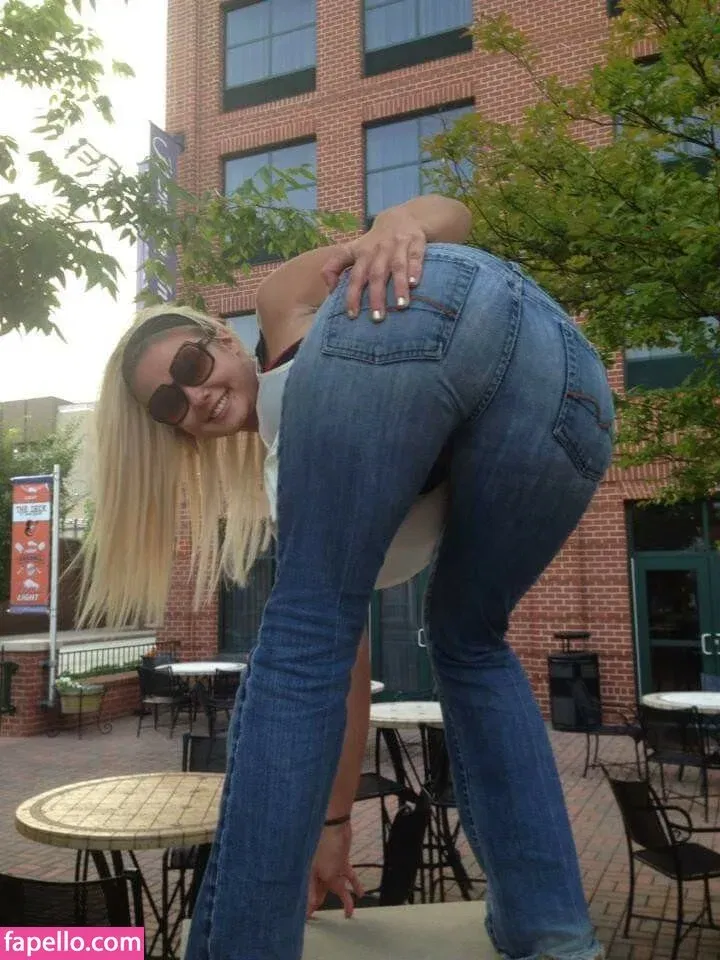 Daria Thibault Onlyfans Photo Gallery 