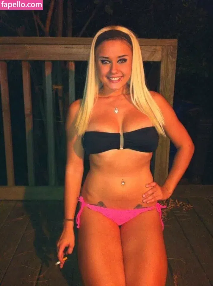 Daria Thibault Onlyfans Photo Gallery 