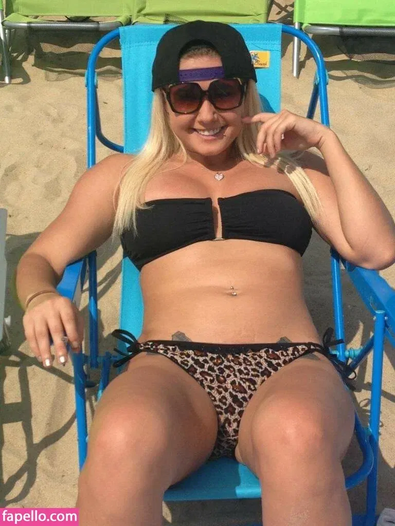 Daria Thibault Onlyfans Photo Gallery 