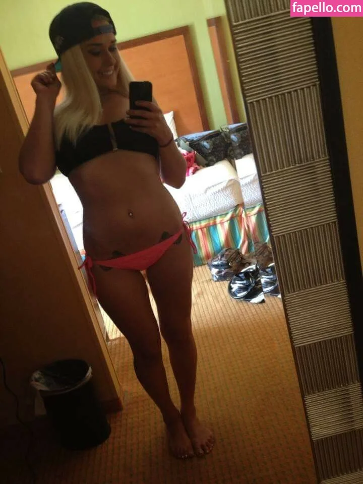 Daria Thibault Onlyfans Photo Gallery 