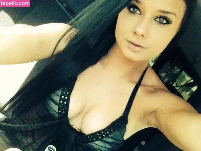 Daria Thibault Onlyfans Photo Gallery 