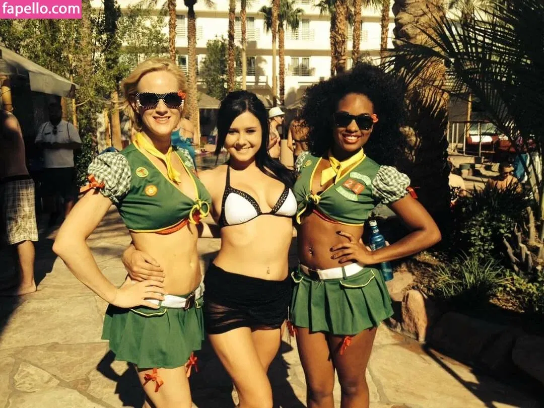 Daria Thibault Onlyfans Photo Gallery 