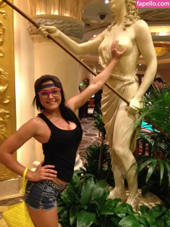 Daria Thibault Onlyfans Photo Gallery 